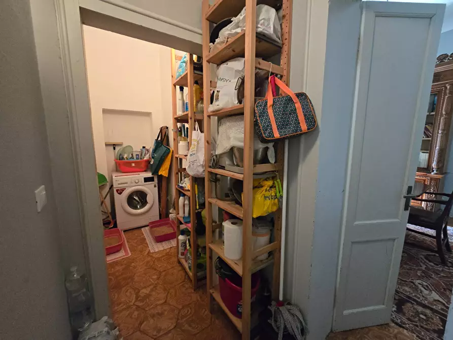 Immagine 31 di Appartamento in vendita  in Via Borgo Leoni a Ferrara