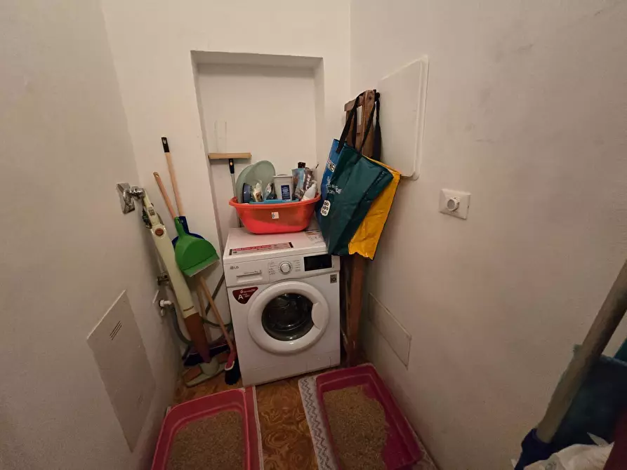 Immagine 35 di Appartamento in vendita  in Via Borgo Leoni a Ferrara