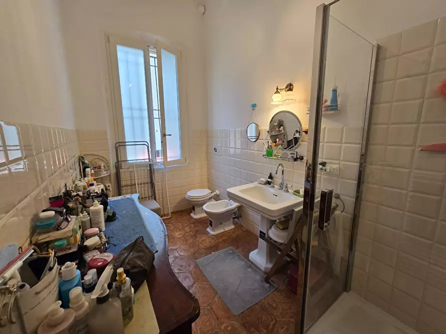 Immagine 34 di Appartamento in vendita  in Via Borgo Leoni a Ferrara