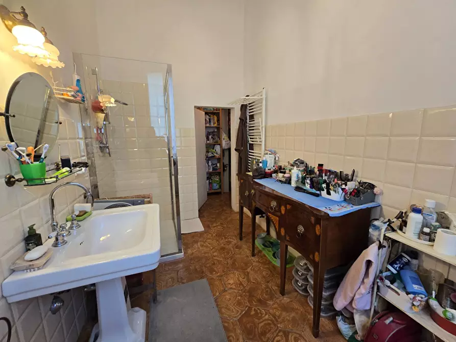 Immagine 33 di Appartamento in vendita  in Via Borgo Leoni a Ferrara