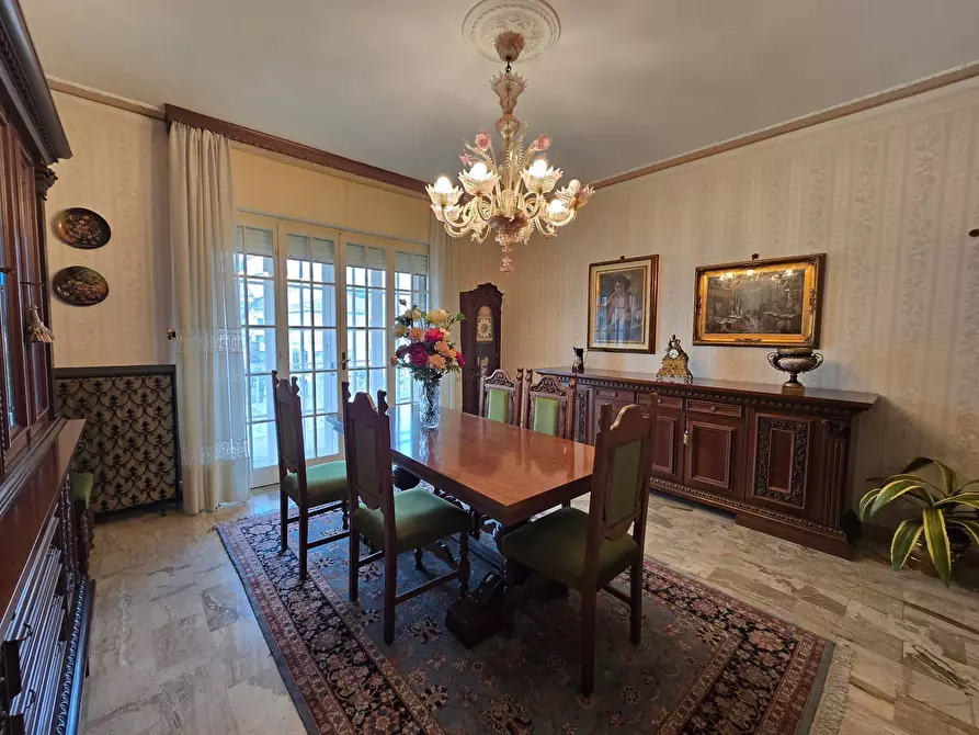 Immagine 2 di Appartamento in vendita  in Via Della Resistenza a Bondeno