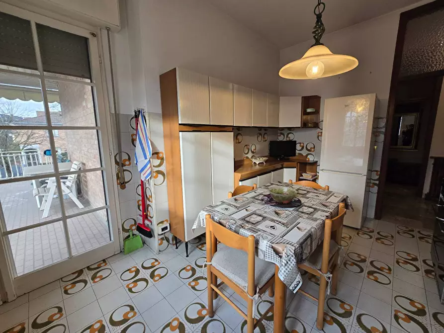 Immagine 11 di Appartamento in vendita  in Via Della Resistenza a Bondeno