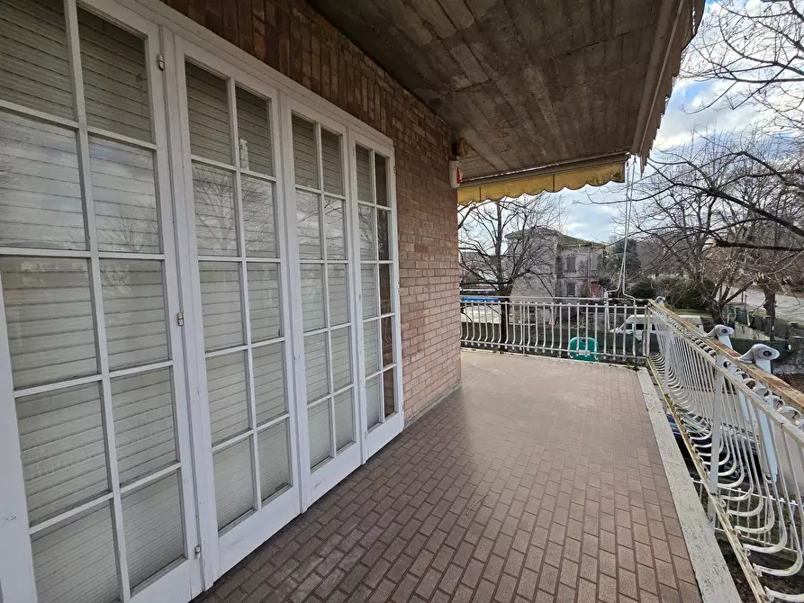 Immagine 5 di Appartamento in vendita  in Via Della Resistenza a Bondeno