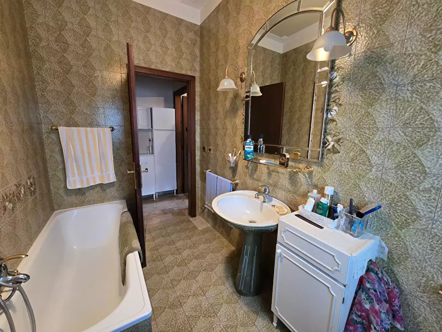 Immagine 22 di Appartamento in vendita  in Via Della Resistenza a Bondeno