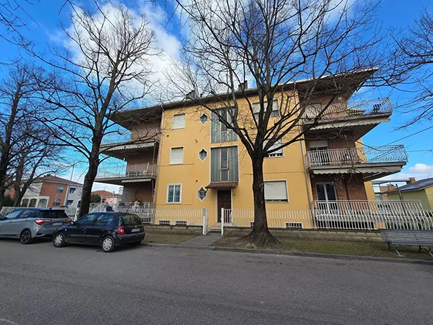 Immagine 30 di Appartamento in vendita  in Via Della Resistenza a Bondeno