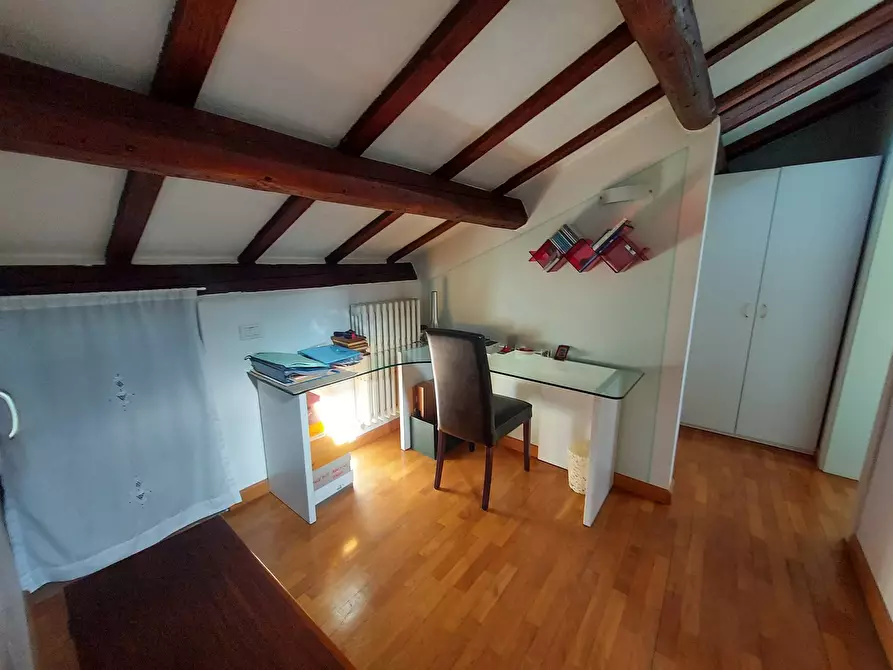 Immagine 38 di Casa semindipendente in vendita  in Via Della Grotta a Ferrara