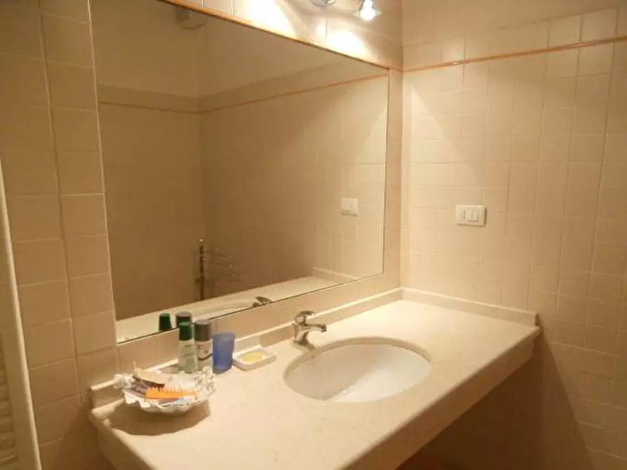 Immagine 12 di Appartamento in vendita  in Via Delle Volte a Ferrara