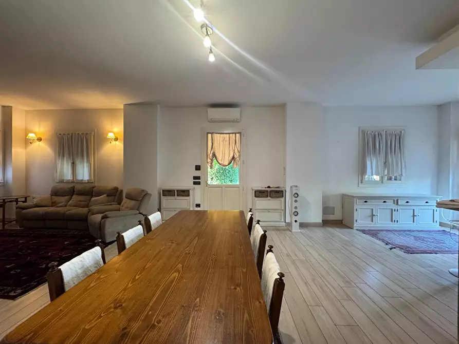 Immagine 9 di Casa indipendente in affitto  in Via Copparo a Ferrara