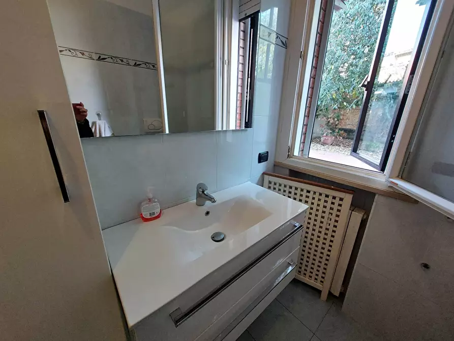 Immagine 17 di Appartamento in affitto  in Via Beatrice D'Este a Ferrara