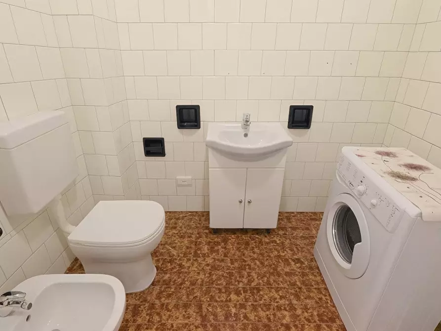 Immagine 11 di Appartamento in vendita  in Corso Porta Po a Ferrara