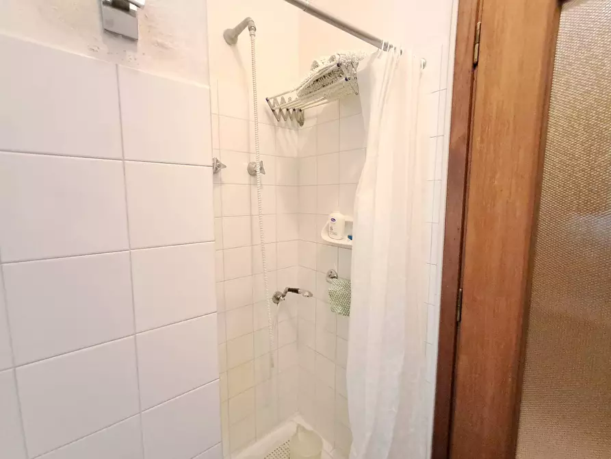 Immagine 26 di Appartamento in vendita  in Via Della Cittadella a Ferrara