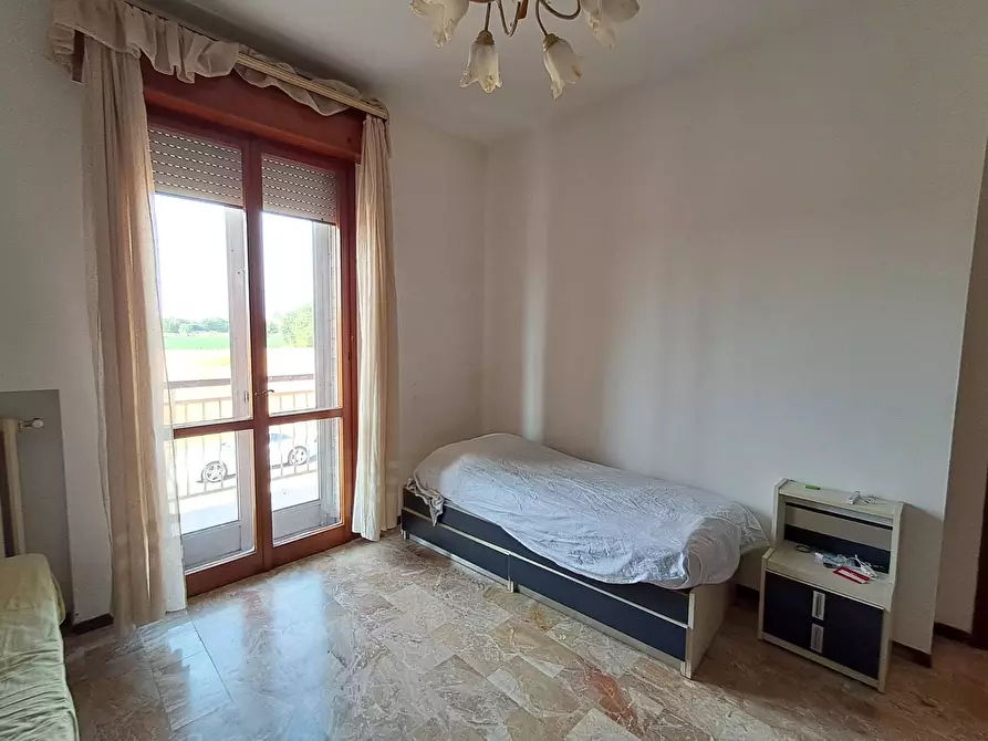 Immagine 25 di Appartamento in vendita  in Via Frutteti a Ferrara