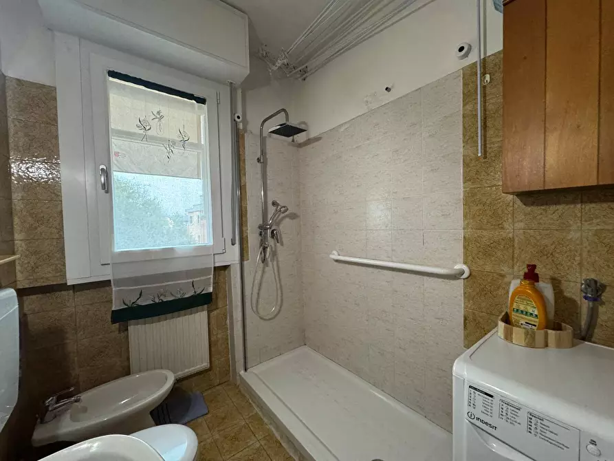 Immagine 16 di Appartamento in vendita  in Via Mario Agni a Ferrara