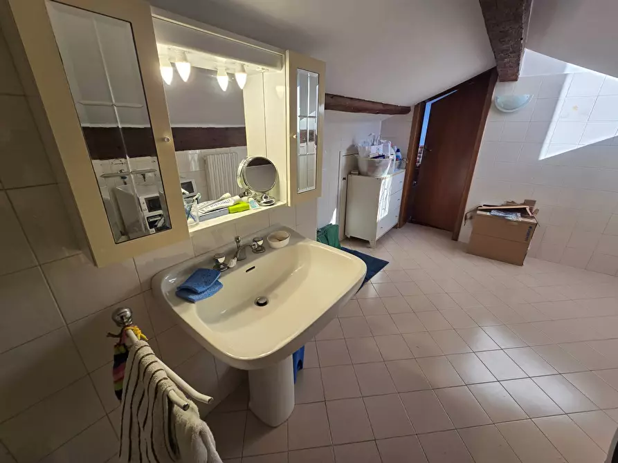 Immagine 41 di Attico in vendita  in Via Muzzina a Ferrara