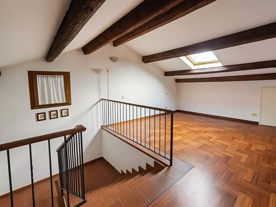 Immagine 33 di Attico in vendita  in Via Muzzina a Ferrara