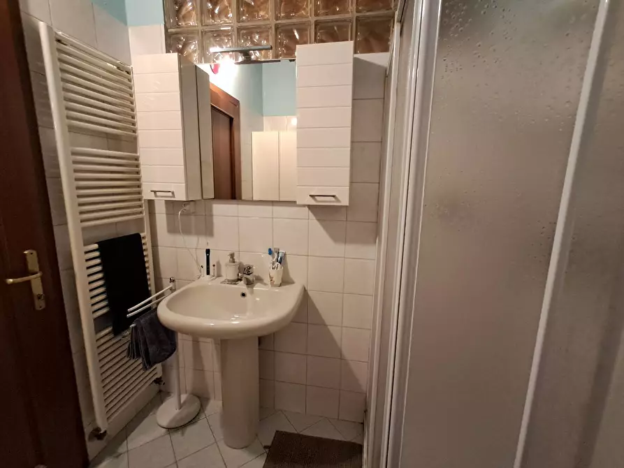 Immagine 15 di Appartamento in vendita  in Via Ripagrande a Ferrara