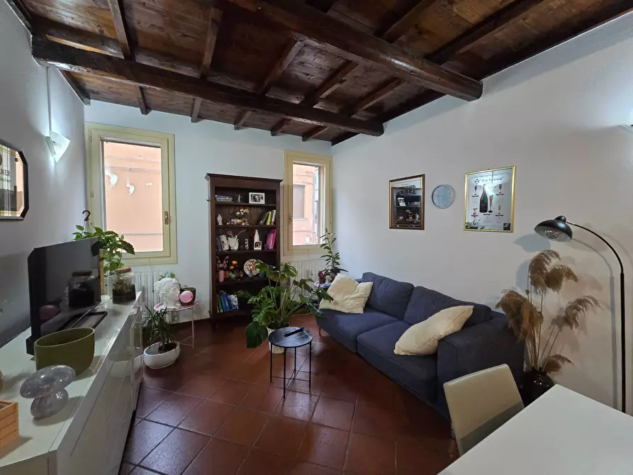 Immagine 3 di Appartamento in vendita  in Via Ripagrande a Ferrara