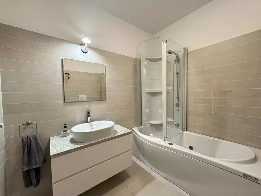 Immagine 14 di Appartamento in affitto  in Via Garibaldi a Ferrara