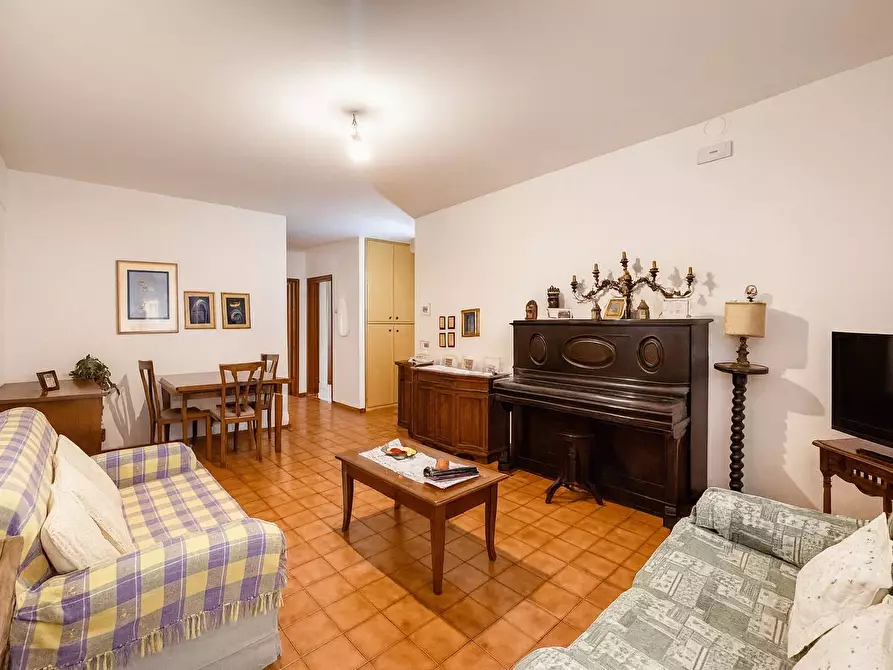 Immagine 2 di Appartamento in vendita  in Via Mario Agni a Ferrara