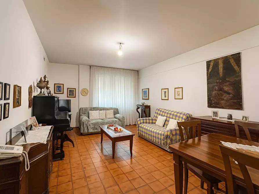 Immagine 5 di Appartamento in vendita  in Via Mario Agni a Ferrara