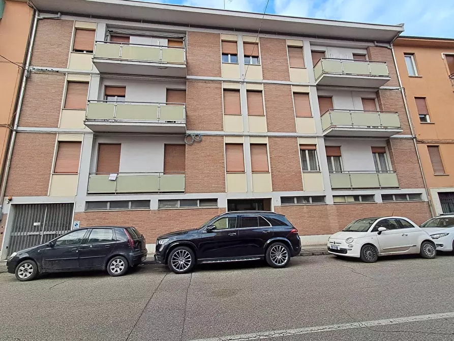 Immagine 36 di Appartamento in vendita  in Via Della Cittadella a Ferrara