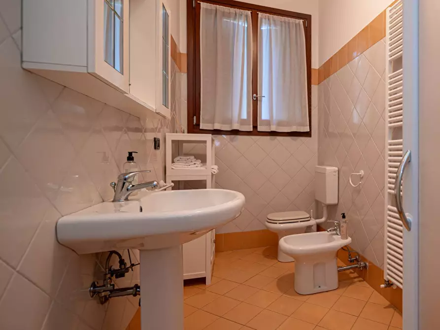 Immagine 6 di Appartamento in affitto  in Via Mentana a Ferrara