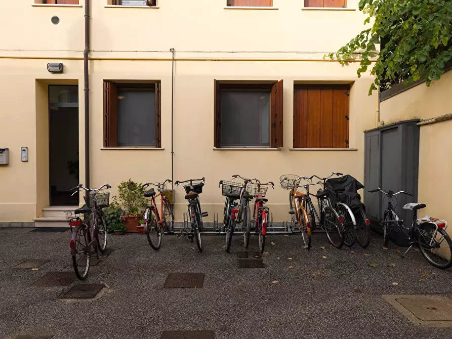 Immagine 18 di Appartamento in affitto  in Via Mentana a Ferrara