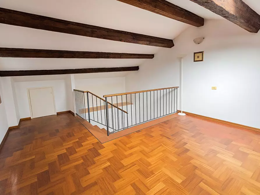 Immagine 29 di Attico in vendita  in Via Muzzina a Ferrara