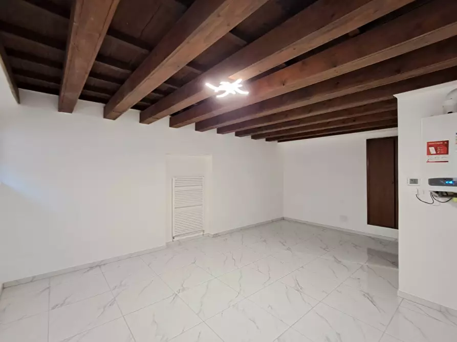 Immagine 17 di Appartamento in vendita  in Via Carri a Ferrara