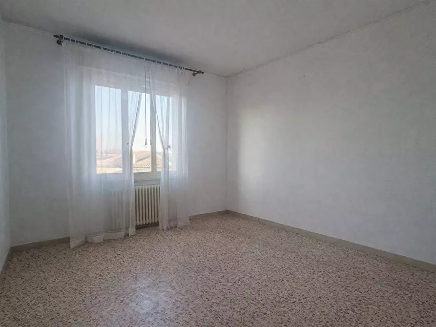 Immagine 15 di Appartamento in vendita  in Via Pontegradella a Ferrara