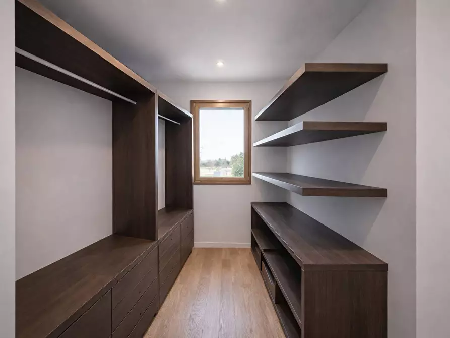 Immagine 7 di Appartamento in vendita  in Via Ravenna a Ferrara