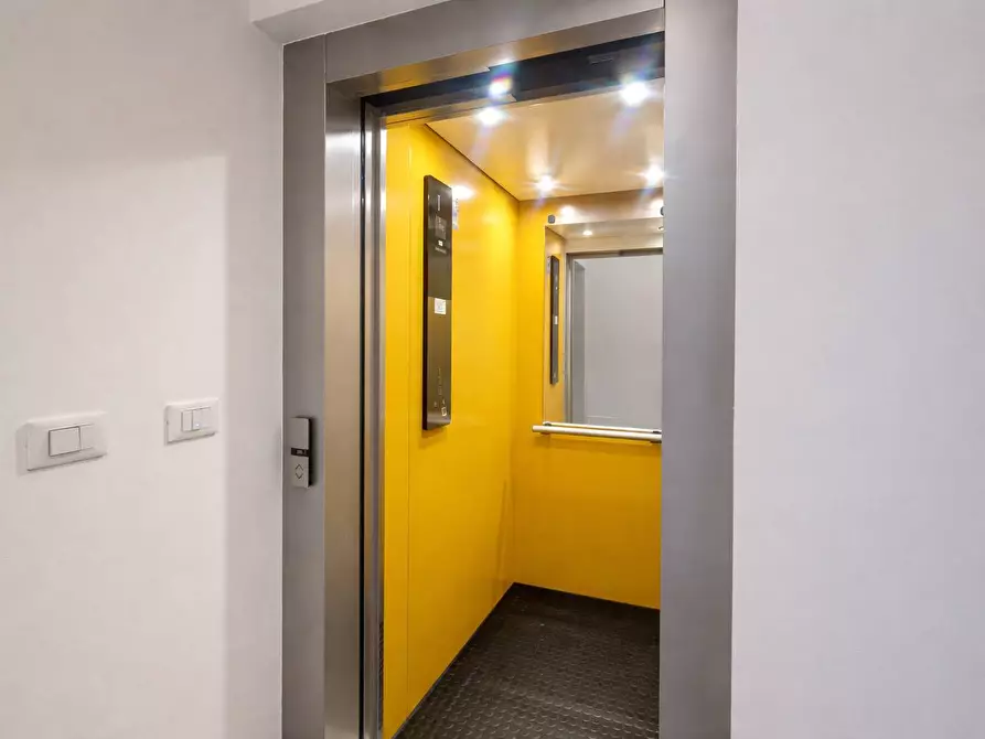 Immagine 33 di Appartamento in vendita  in Via Ravenna a Ferrara