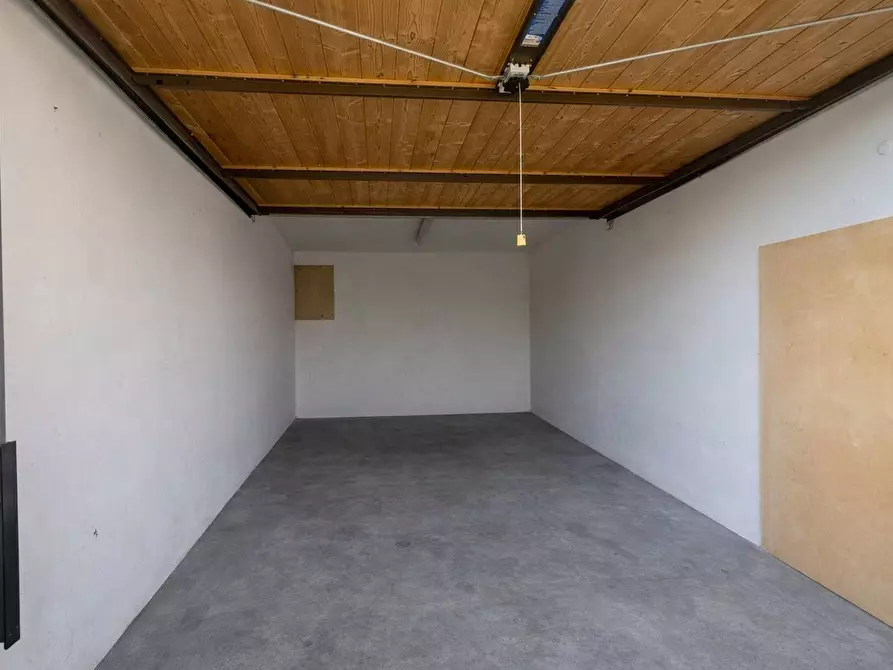 Immagine 42 di Appartamento in vendita  in Via Ravenna a Ferrara