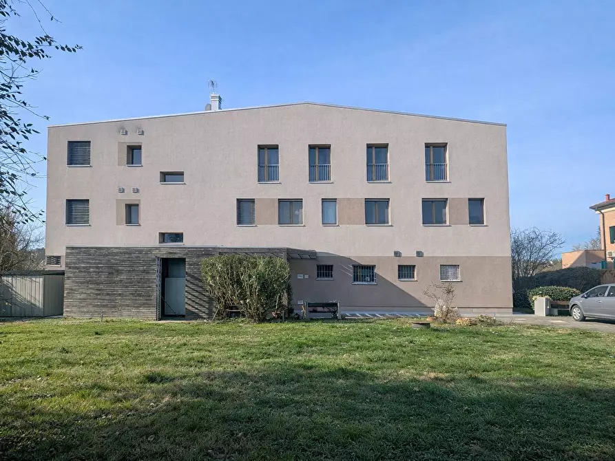 Immagine 43 di Appartamento in vendita  in Via Ravenna a Ferrara