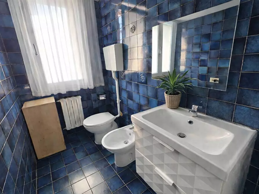 Immagine 22 di Appartamento in vendita  in Via Del Naviglio a Ferrara