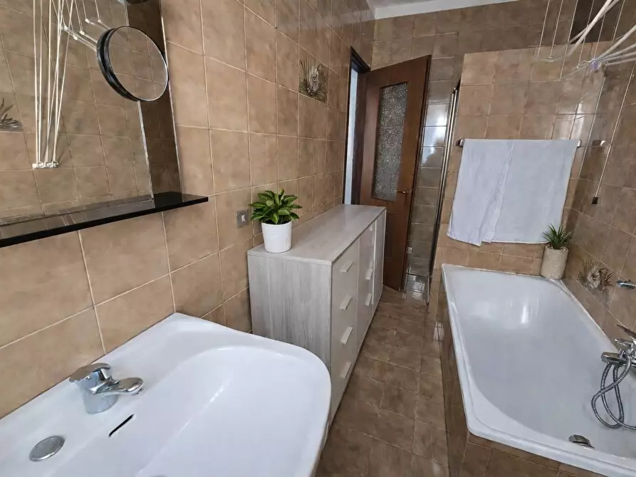 Immagine 28 di Appartamento in vendita  in Via Del Naviglio a Ferrara