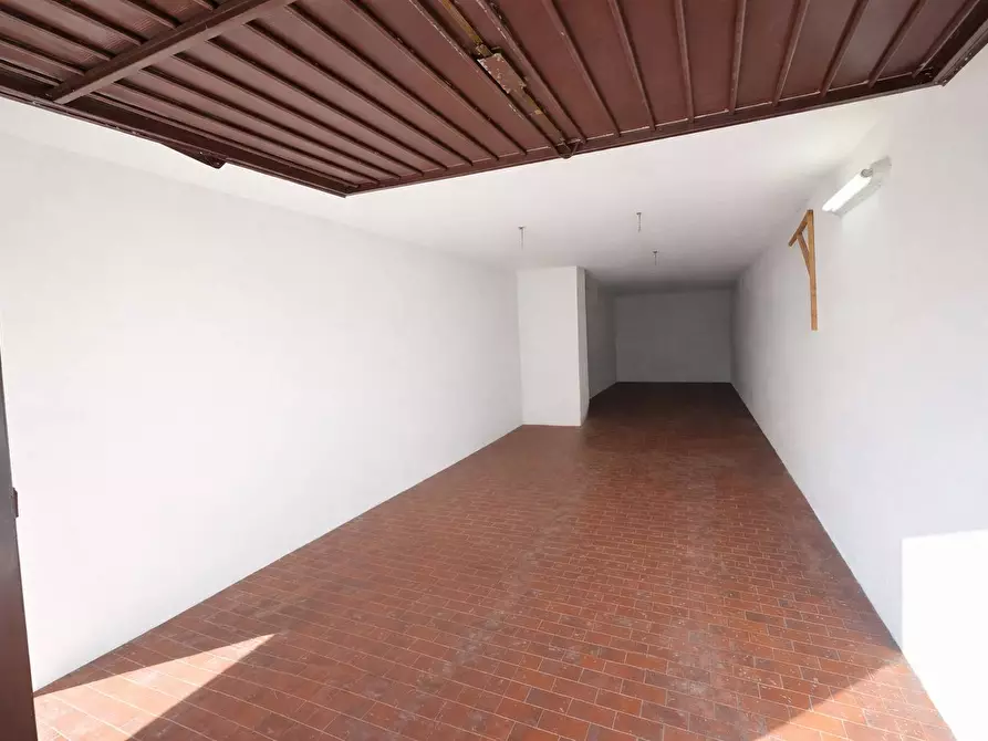 Immagine 50 di Appartamento in vendita  in Via Del Naviglio a Ferrara