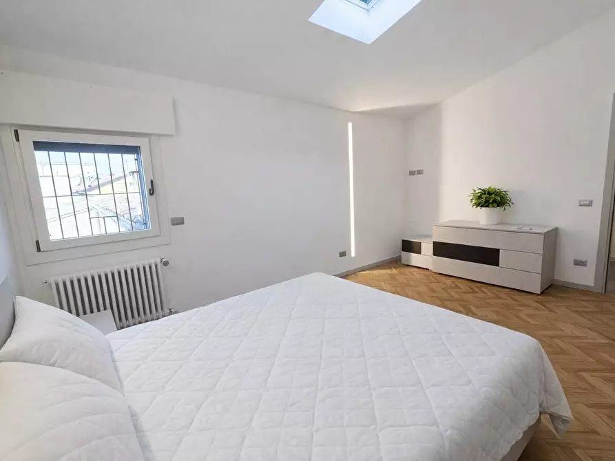 Immagine 14 di Appartamento in affitto  in Via Cosmè Tura a Ferrara