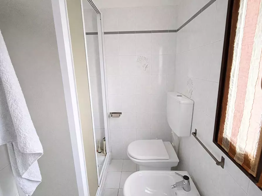 Immagine 15 di Appartamento in affitto  in Via Muzzina a Ferrara