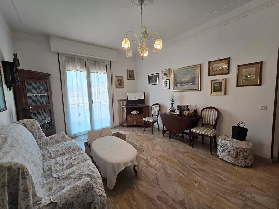 Immagine 2 di Appartamento in affitto  in Via Ippodromo a Ferrara