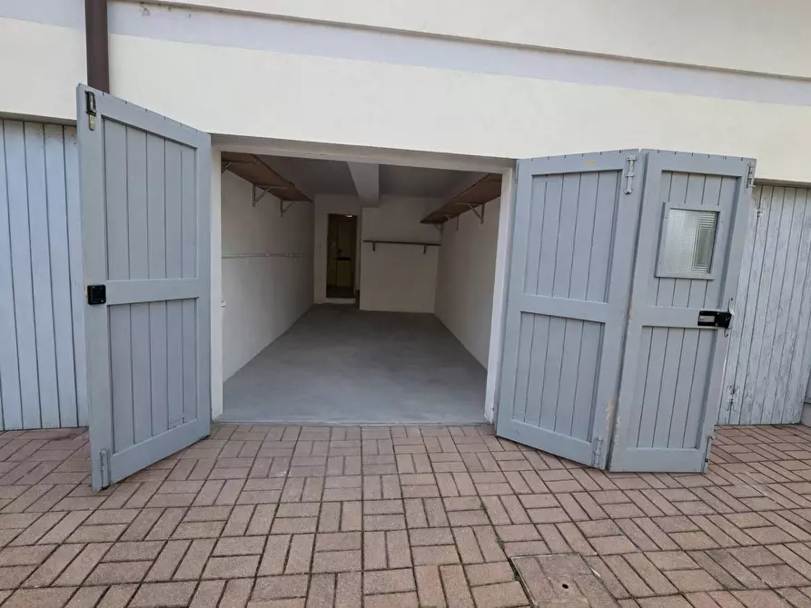 Immagine 24 di Appartamento in vendita  in Via Cesare Goretti 27 a Ferrara