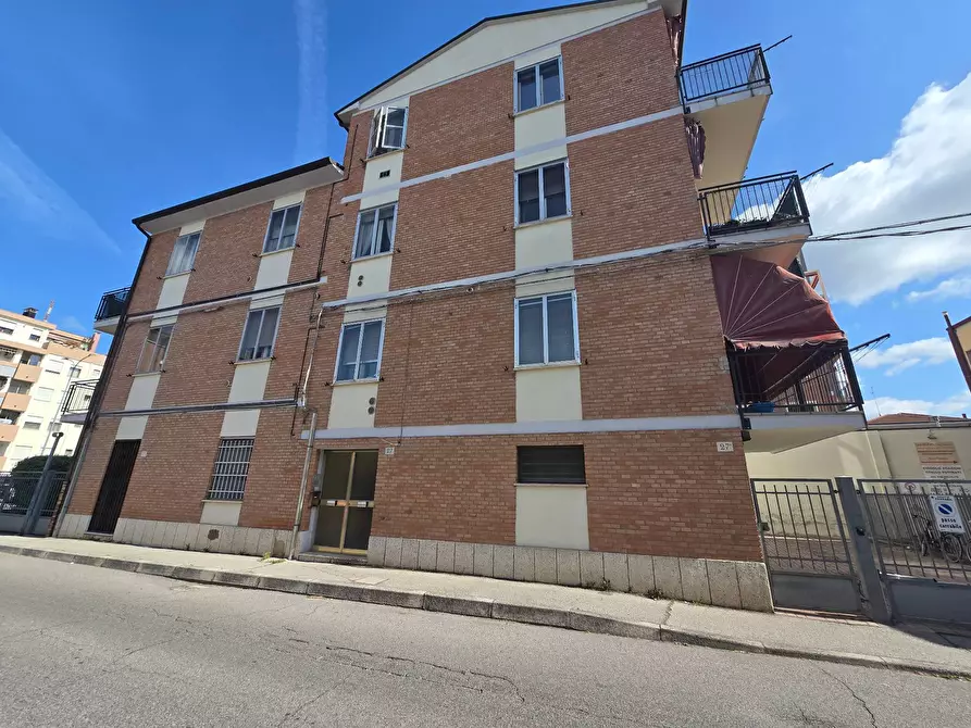 Immagine 22 di Appartamento in vendita  in Via Cesare Goretti 27 a Ferrara