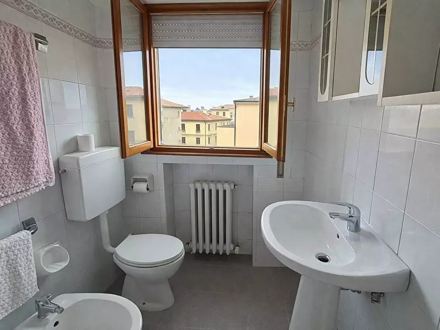 Immagine 13 di Appartamento in affitto  in Via Arianuova a Ferrara