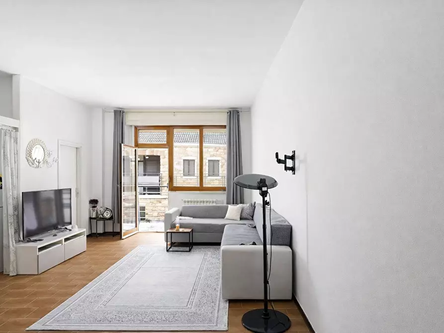 Immagine 2 di Appartamento in vendita  in Viale Cesare Battisti a Ferrara