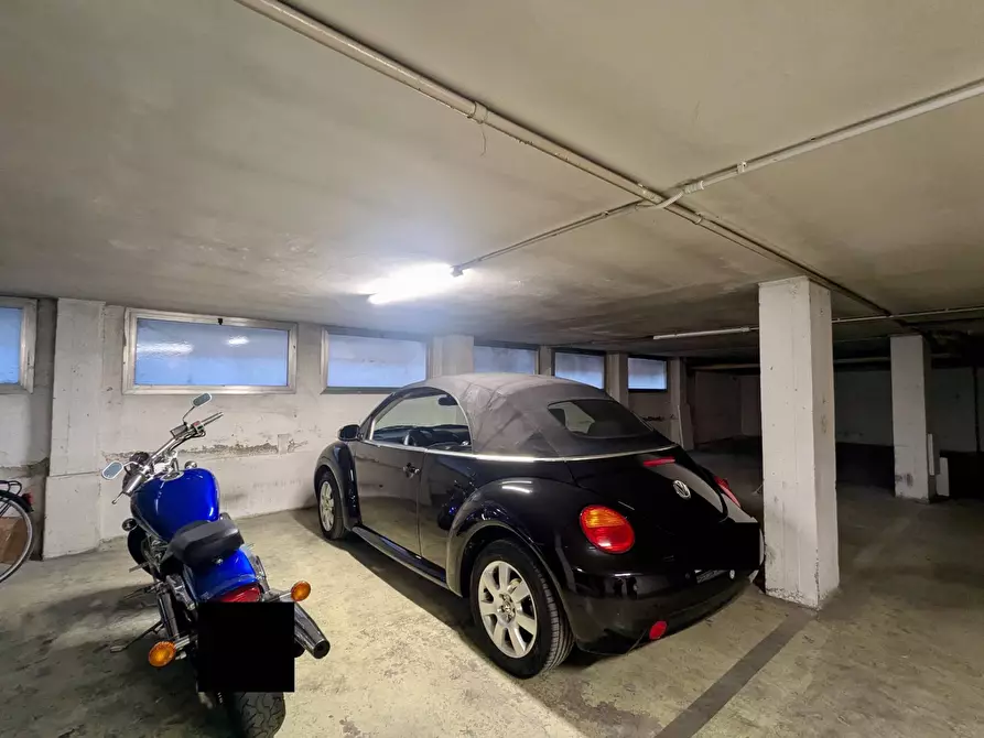 Immagine 16 di Appartamento in vendita  in Viale Cesare Battisti a Ferrara