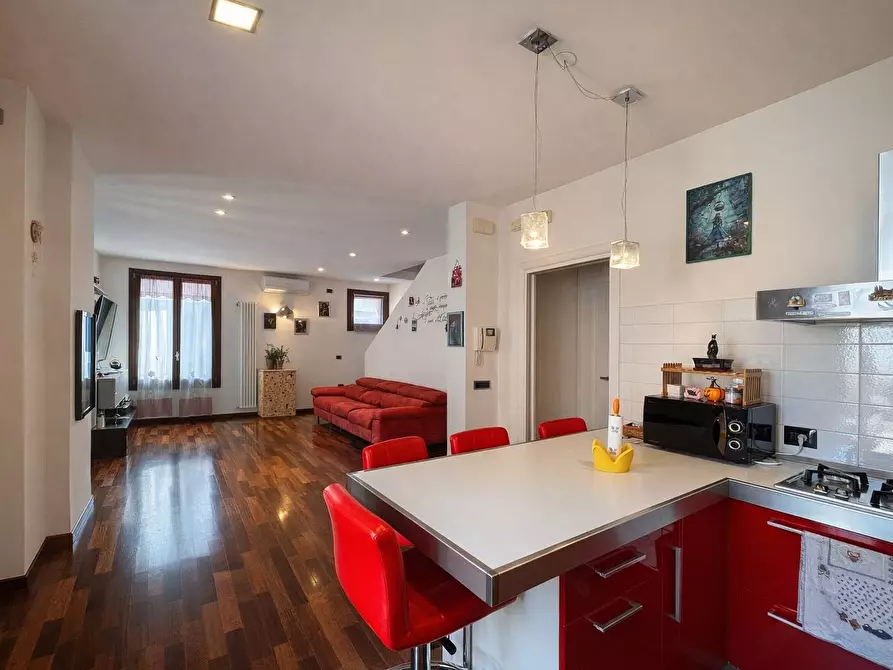 Immagine 5 di Appartamento in vendita  in Via Comacchio 177 a Ferrara