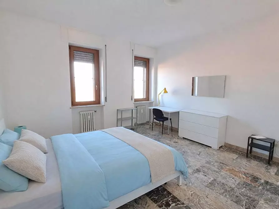 Immagine 4 di Appartamento in affitto  in Viale Cesare Battisti 10 a Ferrara