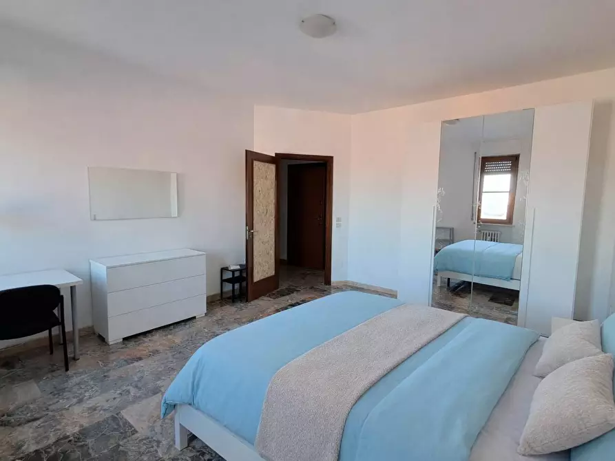 Immagine 3 di Appartamento in affitto  in Viale Cesare Battisti 10 a Ferrara