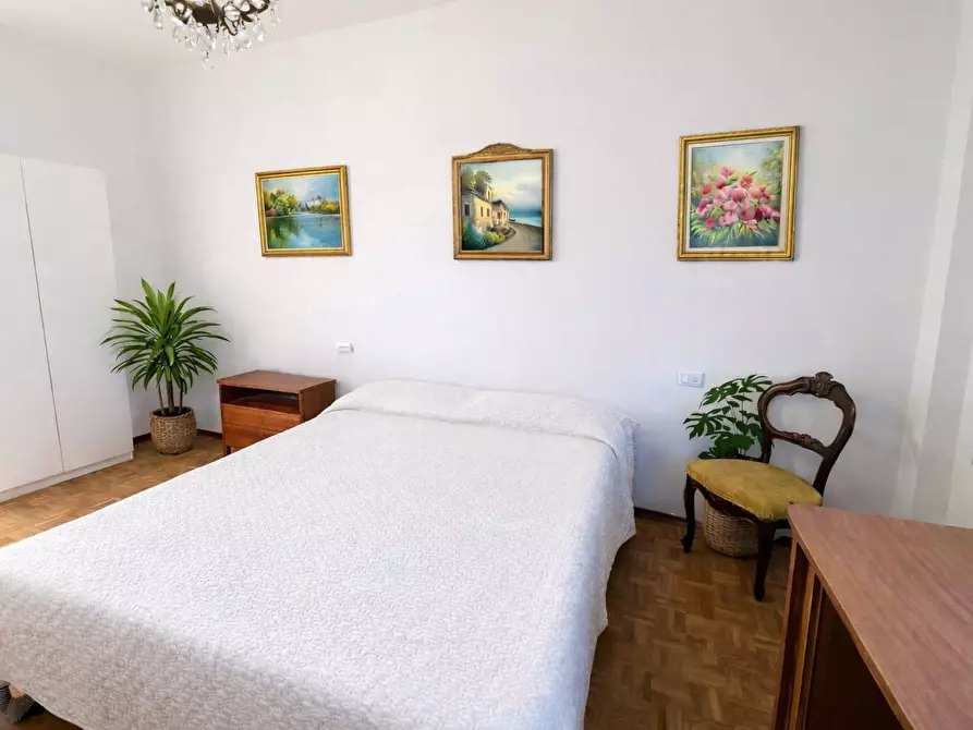 Immagine 14 di Appartamento in vendita  in Piazza XXIV Maggio a Ferrara