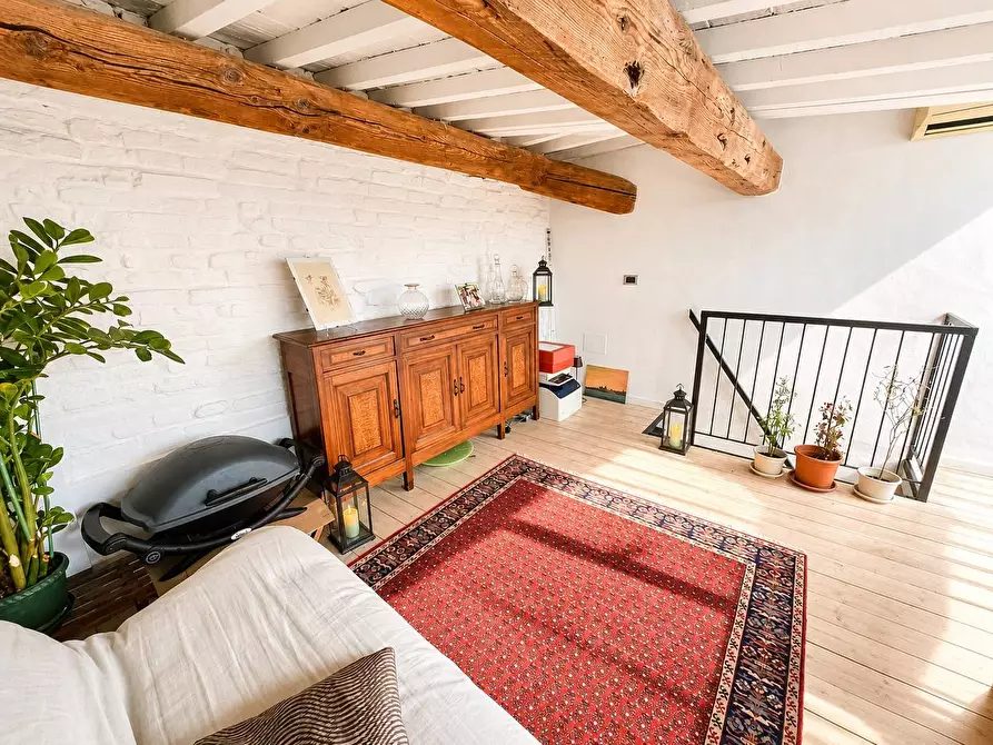 Immagine 5 di Appartamento in vendita  in Via Carlo Mayr a Ferrara